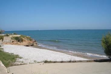 Apartamentos Playa D Y G
