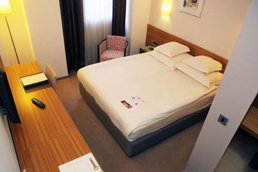 Nobel Design Hotel