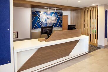 هتل Holiday Inn Express And Suites Los Alamos Entrada Park, An Ihg