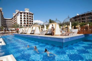 هتل Quattro Beach Spa & Resort   All Inclusive