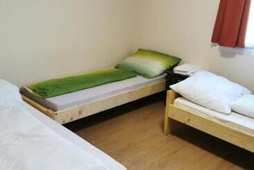 مبيت وإفطار Strand Motel, Vígadó Csárda