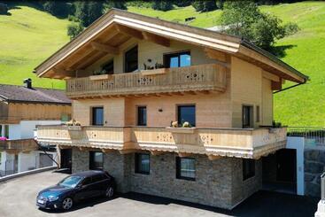 Апарт-отель Chalet Ahornblick