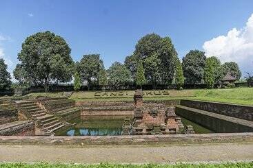 فندق Oyo Homes 90948 Desa Wisata Kampung Majapahit