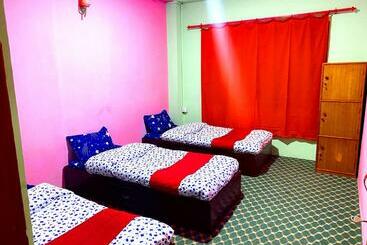 Zobhana Hostel Female