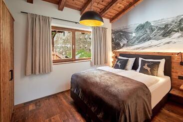 Курорт Nationalpark Chalets Neukirchen