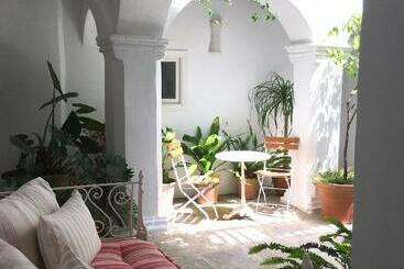 Пансион Siete Balcones Y Un Patio