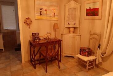 تختخواب و صبحانه Chambre D Hote Casa Tozza