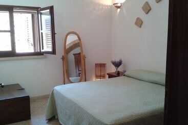 별장 Mirto Sopra   Casa In Pietra Sul Mare