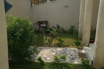 پانسیون Guesthouse Cocotiers Cotonou