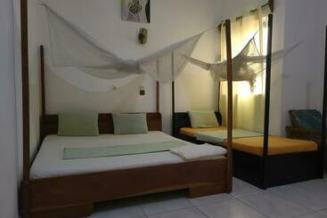 پانسیون Guesthouse Cocotiers Cotonou