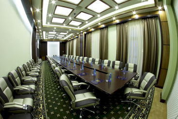 هتل Golden Palace Tsakhkadzor