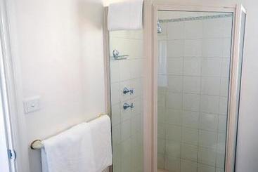 هتل My Place Accommodation Albany