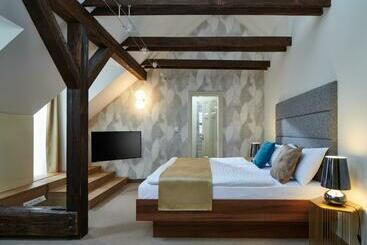 Golden Angel Suites By Prague Residences