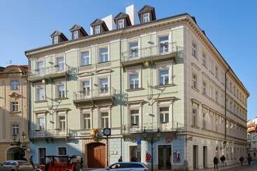 Golden Angel Suites By Prague Residences