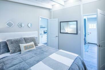 مُتل Boutique Suite #6