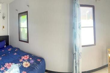 펜션 2br Maryam Villa Near Tesco & Beach