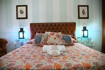 پانسیون Regal House Anzio