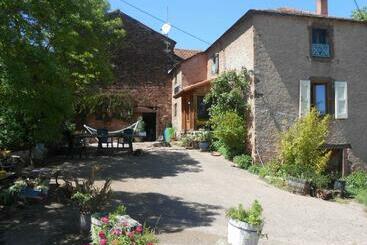 住宿加早餐  Chambre D Hôtes Des Monts