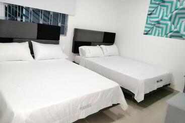 هتل آپارتمان Plaza Real Edificio Turístico