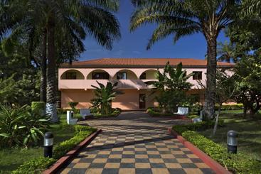 هتل Dunia  Bissau