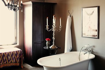 هتل Grand Africa Rooms And Rendezvous