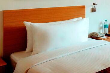 Red Fox By Lemon Tree Hotels, Delhi Airport