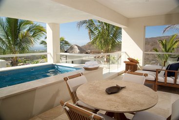 استراحتگاه Puerto Bahia Villas