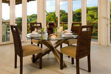 استراحتگاه Puerto Bahia Villas