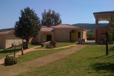 هتل Pedra Niedda