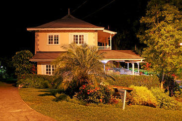 Plantation Beach Villas