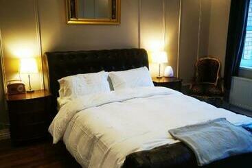 Пансион Ballycarnan Lodge Self Catering Accomodation