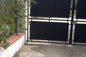 تختخواب و صبحانه Villa Angela Scenic Valley