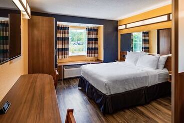 簡易ホテル Surestay Plus Hotel By Best Western Keyser