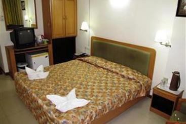 هتل The Menino Regency