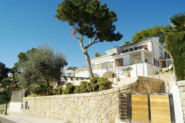 Villa Alcanada