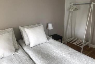 هاستل ångbåten   New Buildt Double Rooms In The Center Of Gränna With Separate Entrance