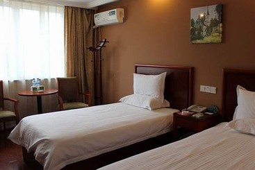 هتل Greentree Inn