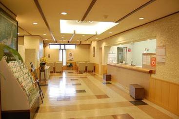 هتل Route Inn Nagaoka Ekimae