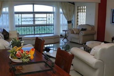 هتل Sunrise Resort Apartments & Spa