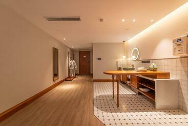 银座文度hotel济南西站店（印象济南.泉世界）