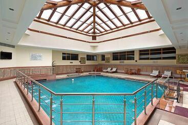 هتل Jaypee Residency Manor