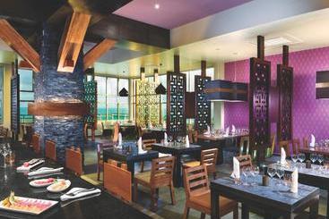 Generations Riviera Maya Family Resort Catamarán, Aqua Nick & More Inclusive