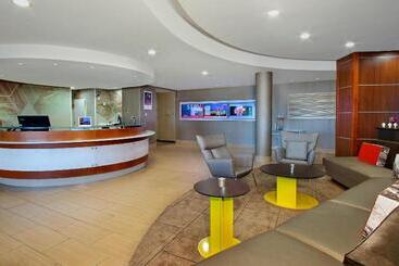 فندق Springhill Suites By Marriott Madera