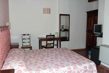 호텔 Agriturismo La Vecchia Quercia