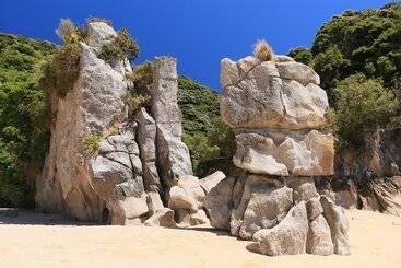 膳宿费 The Bay Lodge