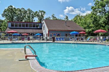 Williamsburg Rv & Camping Resort