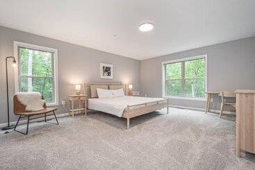 کلبه Limestone Chalet