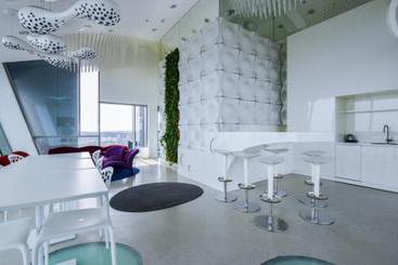 هتل Dom & House  Apartments Sea Towers