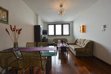 هتل Dom & House  Apartments Sea Towers