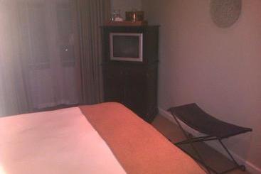 Nautilus Guest House